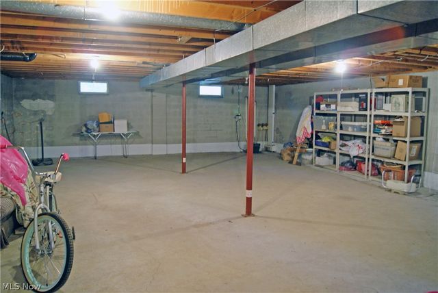1241 Bison Street NW, Massillon, OH 44647