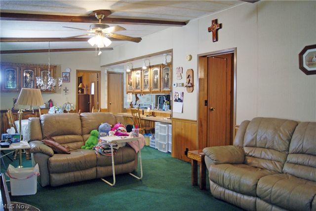 1241 Bison Street NW, Massillon, OH 44647