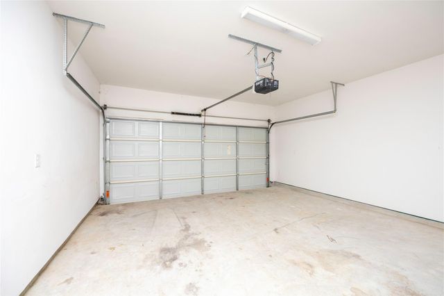 2521 Appian Way B, Roman Forest, TX 77357
