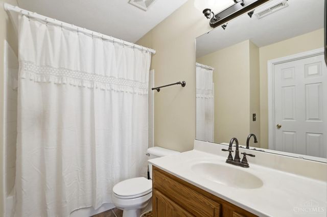 6763 Washington Circle, Middletown, OH 45005