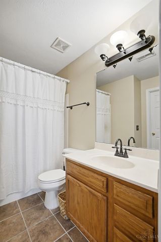 6763 Washington Circle, Middletown, OH 45005