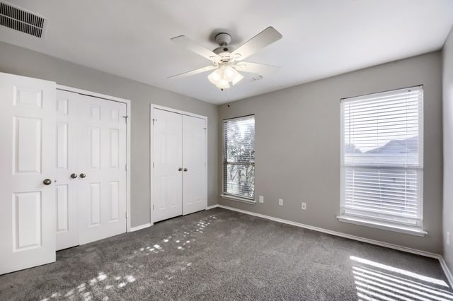 915 Hidden Oaks Drive, Burleson, TX 76028