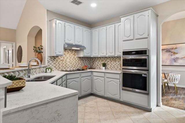 3765 Waterside Court, Addison, TX 75001