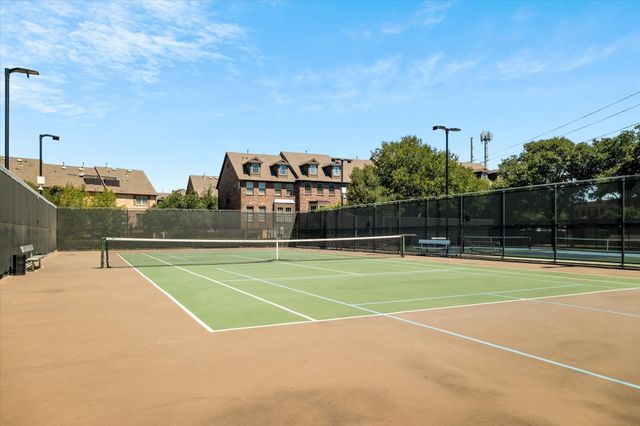 3765 Waterside Court, Addison, TX 75001