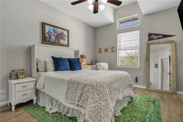 2909 Old Ironsides Drive, College Station, TX 77845