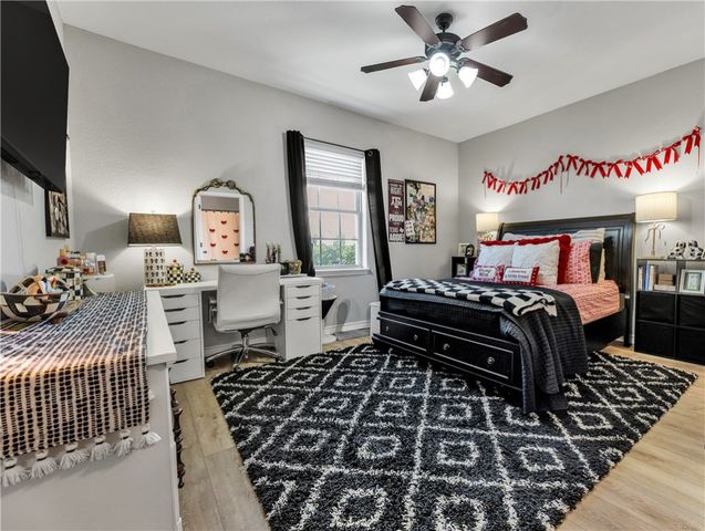 2909 Old Ironsides Drive, College Station, TX 77845