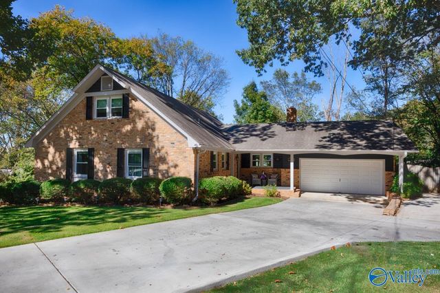 413 Cumberland Drive SE, Huntsville, AL 35803