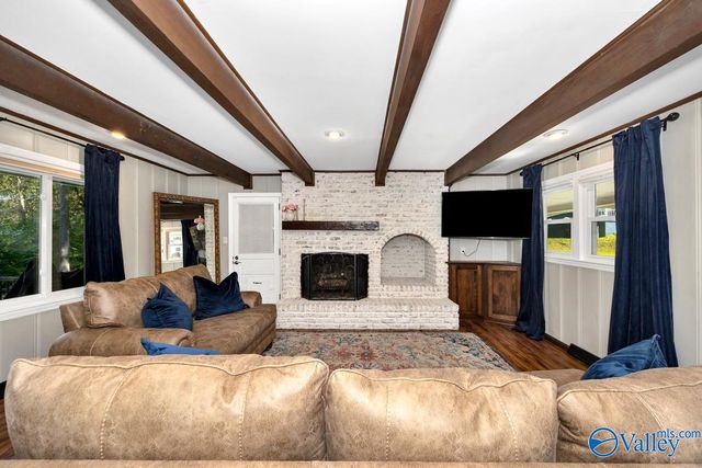 413 Cumberland Drive SE, Huntsville, AL 35803