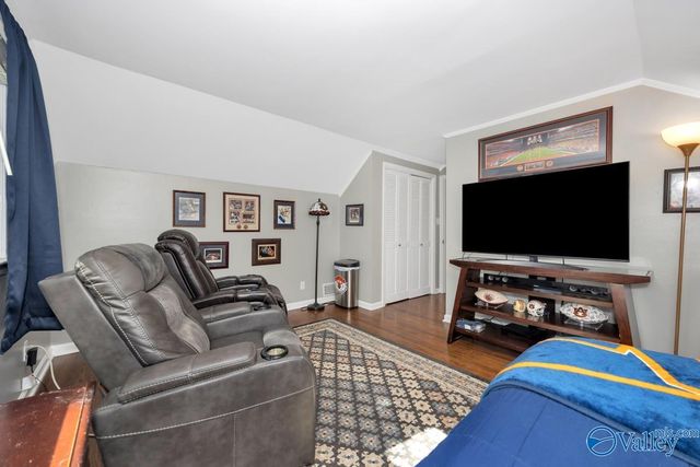 413 Cumberland Drive SE, Huntsville, AL 35803