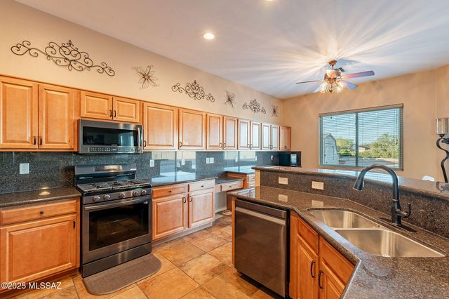 4804 N Coues Deer Lane, Marana, AZ 85653