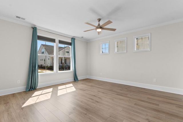 4047 McKinney Dr., Murrells Inlet, SC 29576