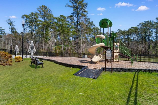 4047 McKinney Dr., Murrells Inlet, SC 29576