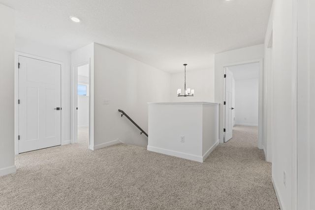 8866 Periwinkle Boulevard, Woodbury, MN 55129