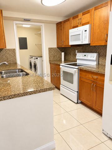 10135 NW 9th St Cir 5-106, Miami, FL 33172