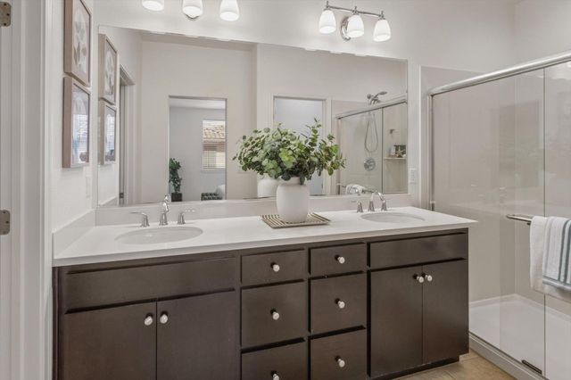 584 San Posadas Terrace 100, Sunnyvale, CA 94085