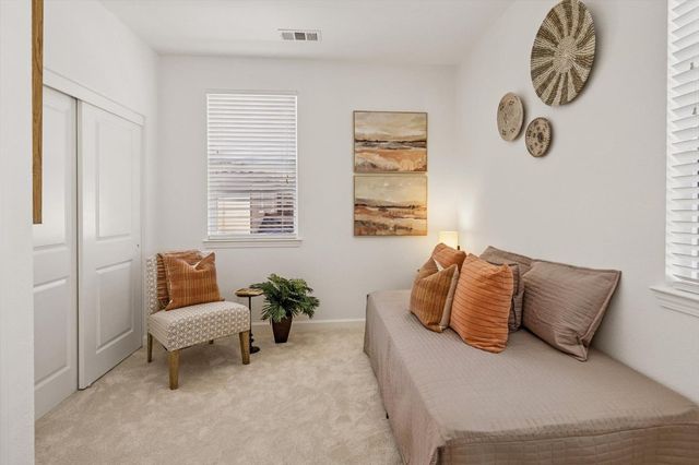 584 San Posadas Terrace 100, Sunnyvale, CA 94085