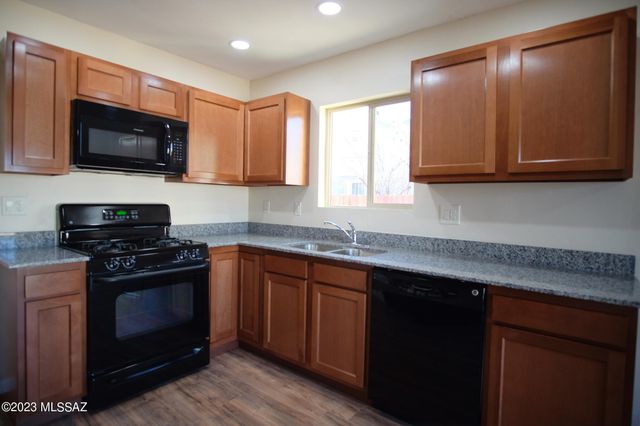 102 W District St Unit 1, Tucson, AZ 85714