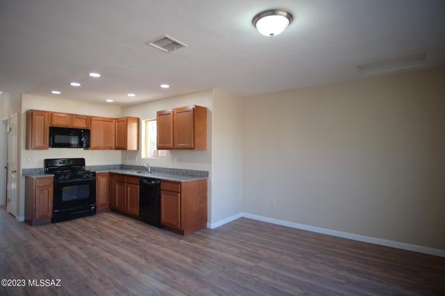 102 W District St Unit 1, Tucson, AZ 85714