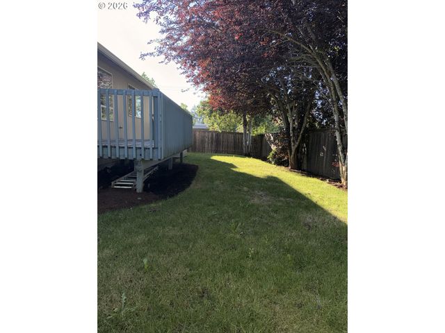 19208 COKERON Dr, Oregon City, OR 97045