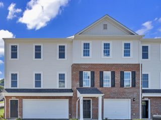 3731 Greenway DR, Roanoke, VA 24018