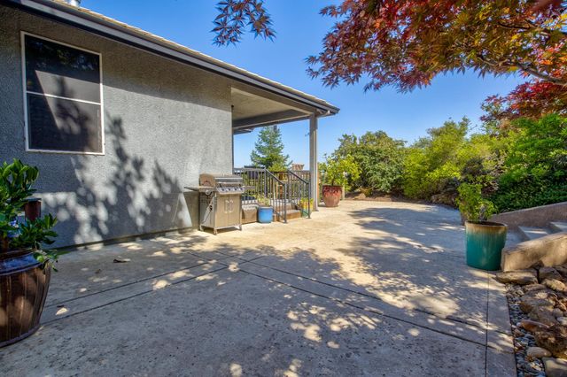 2622 Bertella Rd, Cameron Park, CA 95682