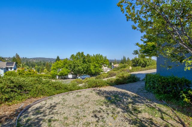 2622 Bertella Rd, Cameron Park, CA 95682