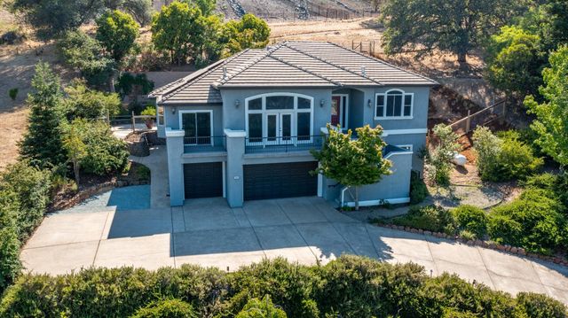 2622 Bertella Rd, Cameron Park, CA 95682