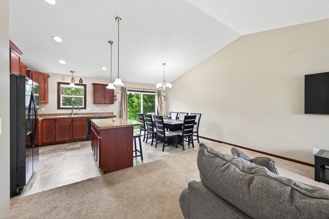 1805 10th Street NE, Buffalo, MN 55313