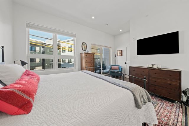 196 Gardner St 196, Boston, MA 02132