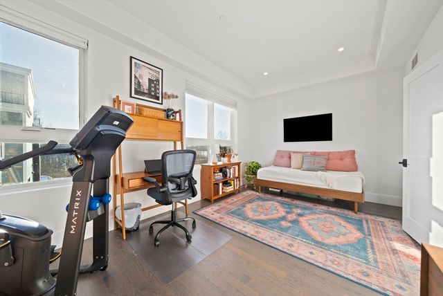 196 Gardner St 196, Boston, MA 02132