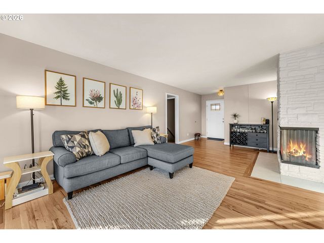 8901 BEACON Ave, Vancouver, WA 98664