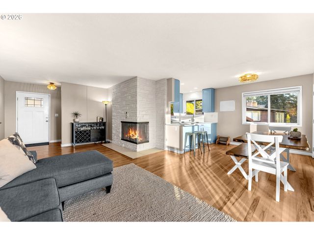 8901 BEACON Ave, Vancouver, WA 98664