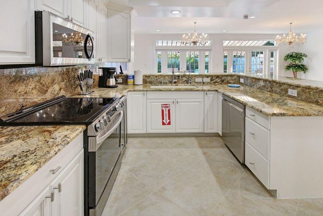 218 Pine Avenue, Lauderdale By The Sea, FL 33308