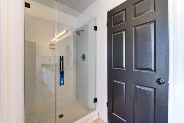 5931 Thom Road, Humble, TX 77346