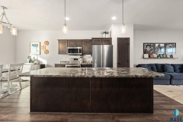 234 Creekside Ave Avenue, Harrisburg, SD 57032