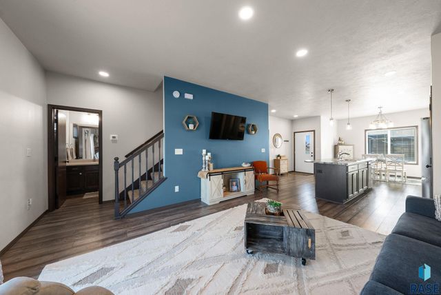 234 Creekside Ave Avenue, Harrisburg, SD 57032