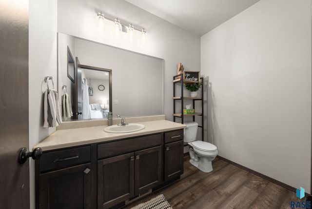 234 Creekside Ave Avenue, Harrisburg, SD 57032