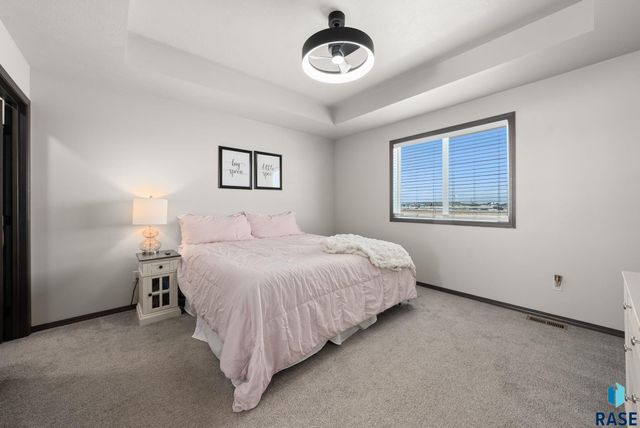 234 Creekside Ave Avenue, Harrisburg, SD 57032