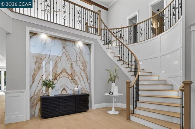 78 Middlefield Rd, Atherton, CA 94027