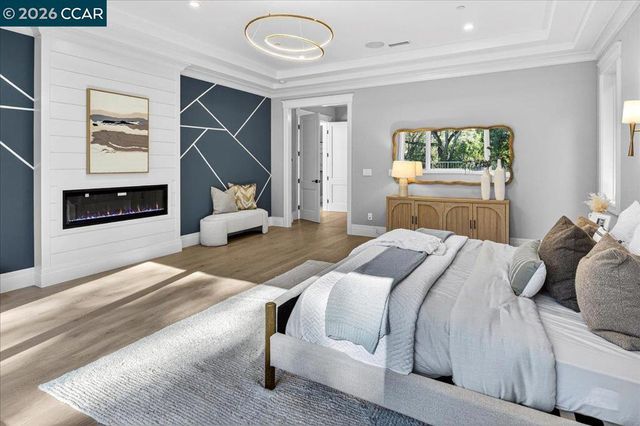 78 Middlefield Rd, Atherton, CA 94027