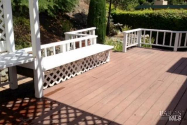 92 Elizabeth Way, San Rafael, CA 94901