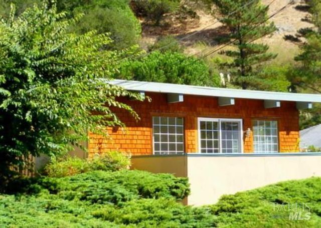 92 Elizabeth Way, San Rafael, CA 94901