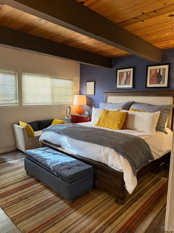 92 Elizabeth Way, San Rafael, CA 94901