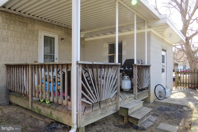 12 COMMERCE STREET, Hanover, PA 17331