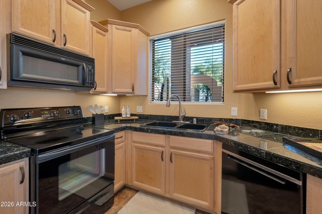 7027 N SCOTTSDALE Road 125, Paradise Valley, AZ 85253