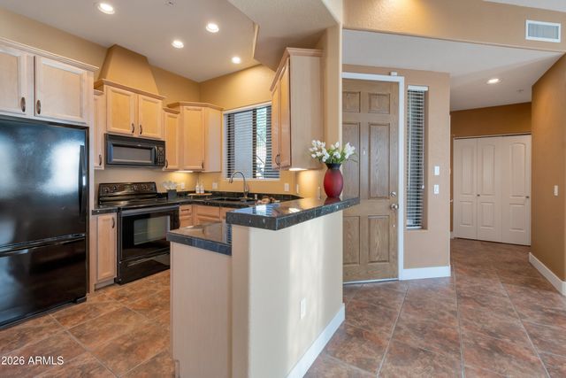 7027 N SCOTTSDALE Road 125, Paradise Valley, AZ 85253