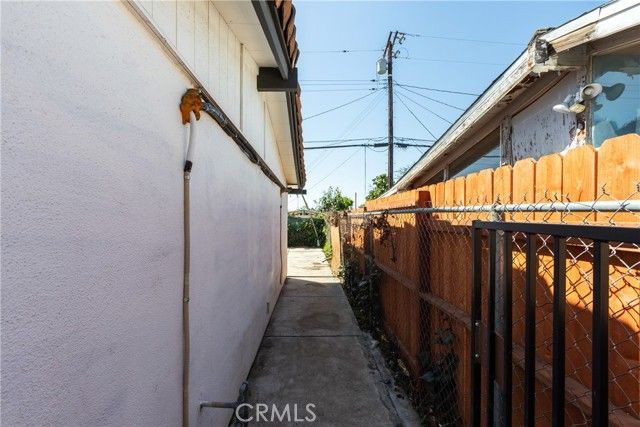 275 Celia, Pomona, CA 91768
