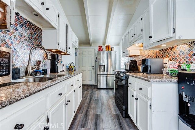 275 Celia, Pomona, CA 91768