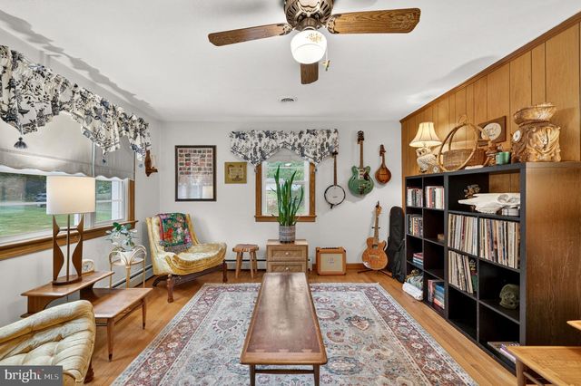 85 S POES RD, Amissville, VA 20106