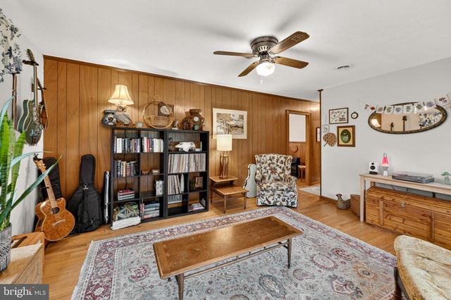 85 S POES RD, Amissville, VA 20106